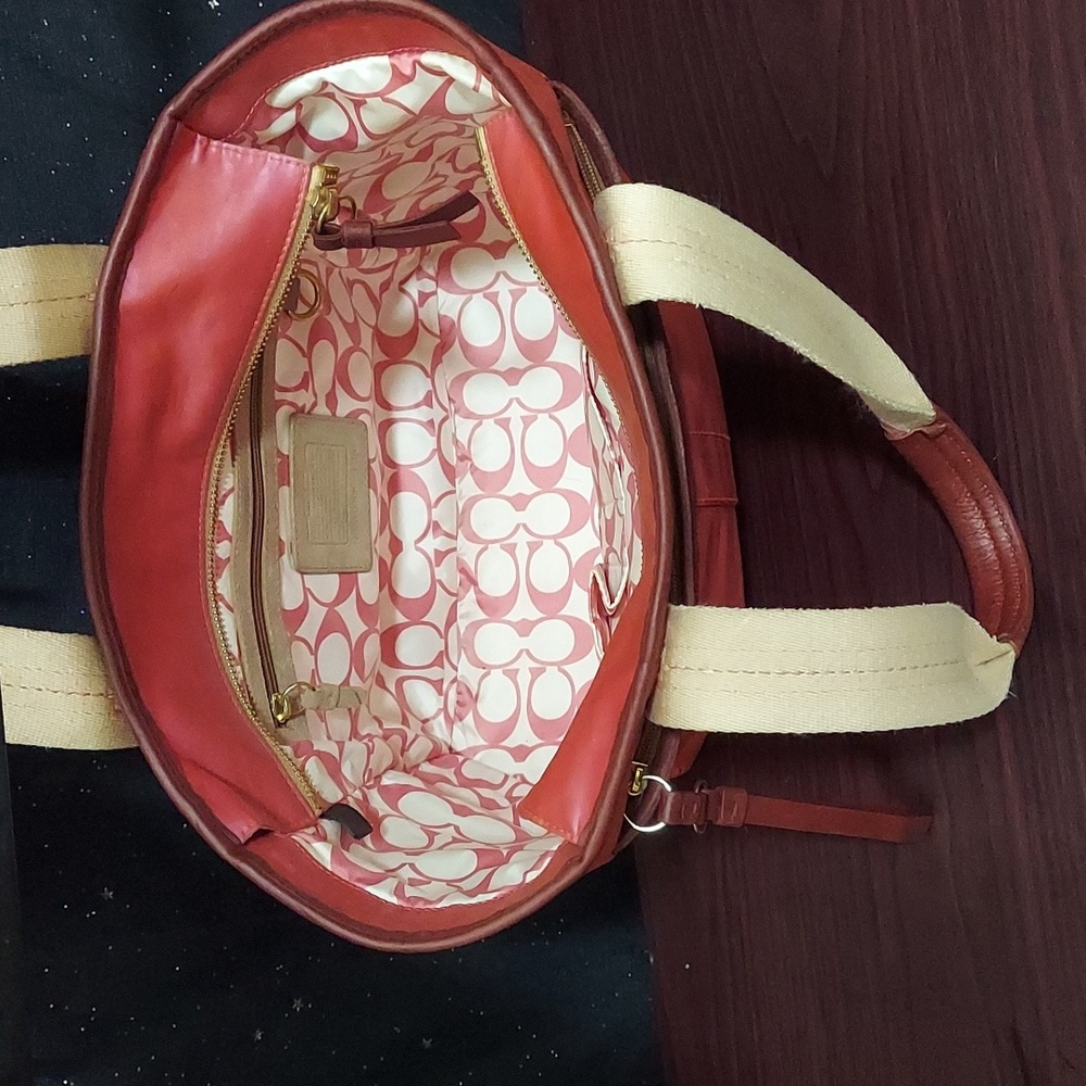 Coach tote - Picture 6 of 8